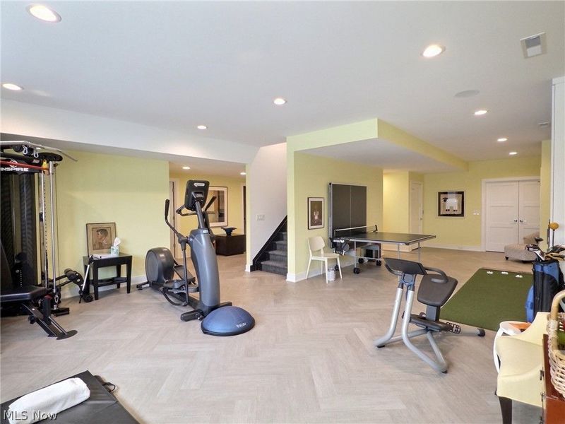 191 Bridgeport Way, Mayfield Heights, OH 44124 Photo 13