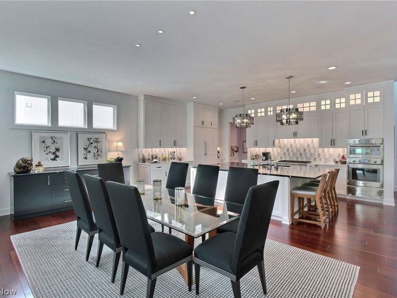 191 Bridgeport Way, Mayfield Heights, OH 44124 Photo 5