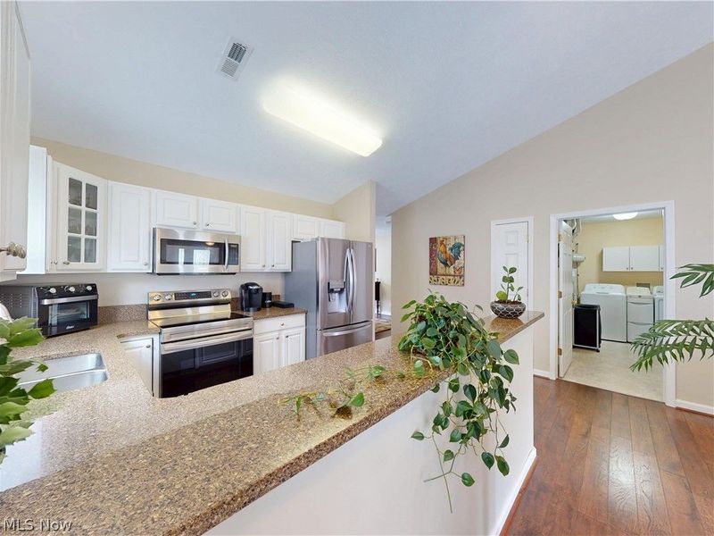 609 Beacon Drive, Painesville, OH 44077 Photo 13