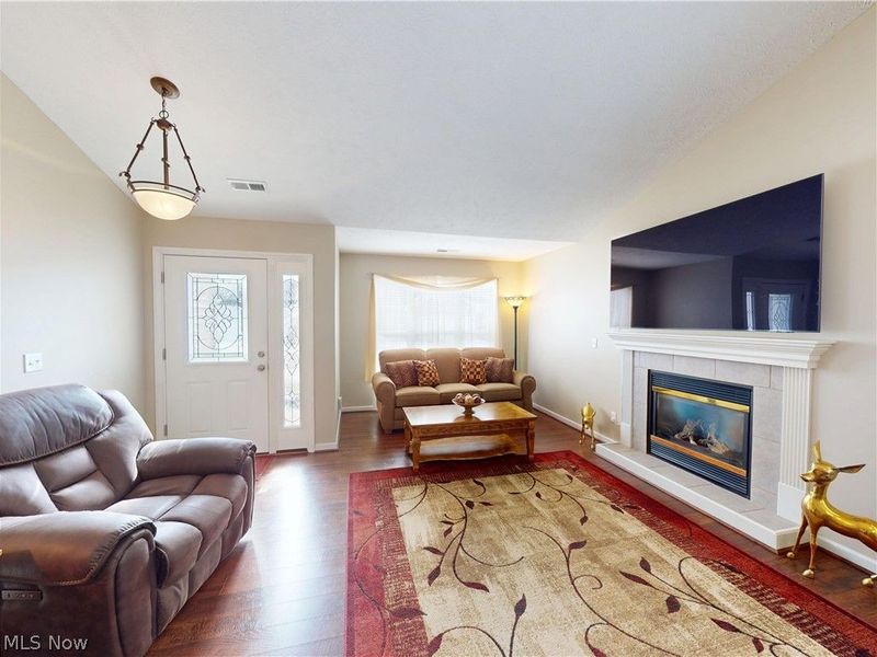 609 Beacon Drive, Painesville, OH 44077 Photo 2