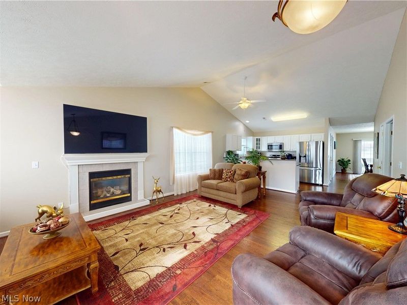 609 Beacon Drive, Painesville, OH 44077 Photo 3