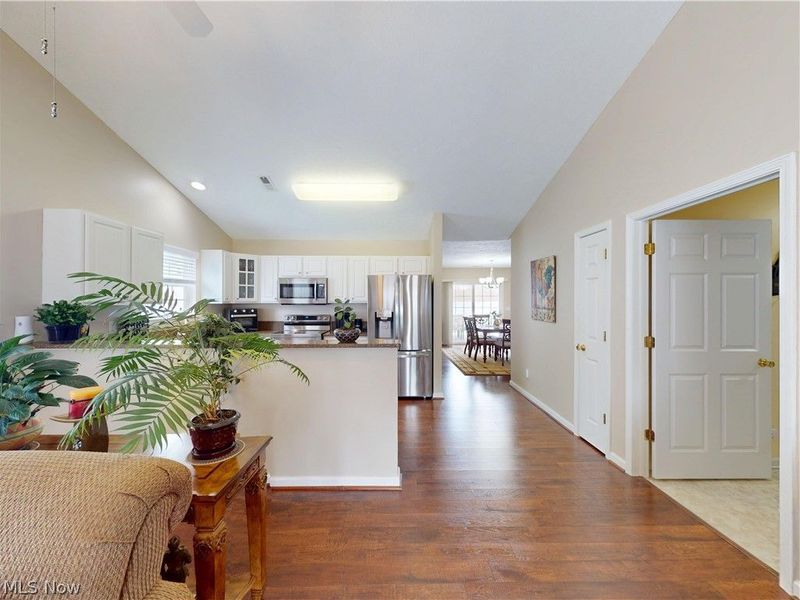 609 Beacon Drive, Painesville, OH 44077 Photo 7