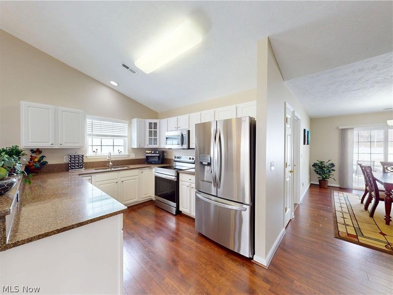 609 Beacon Drive, Painesville, OH 44077 Photo 9