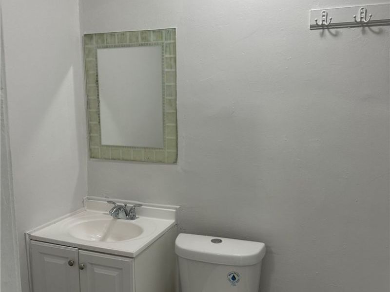 3384 W 63rd Street, Unit 1, Cleveland, OH 44102 Photo 9