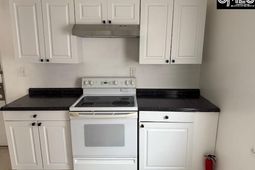 378 Quick Street  photo 4