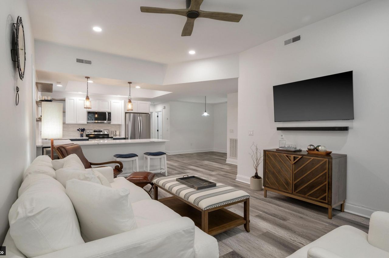 7311 Indigo Palms Way Photo 4