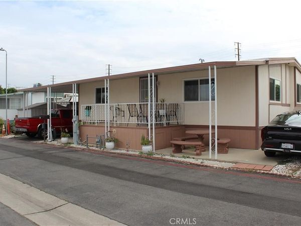 1045 N Azusa, Covina, CA 91722