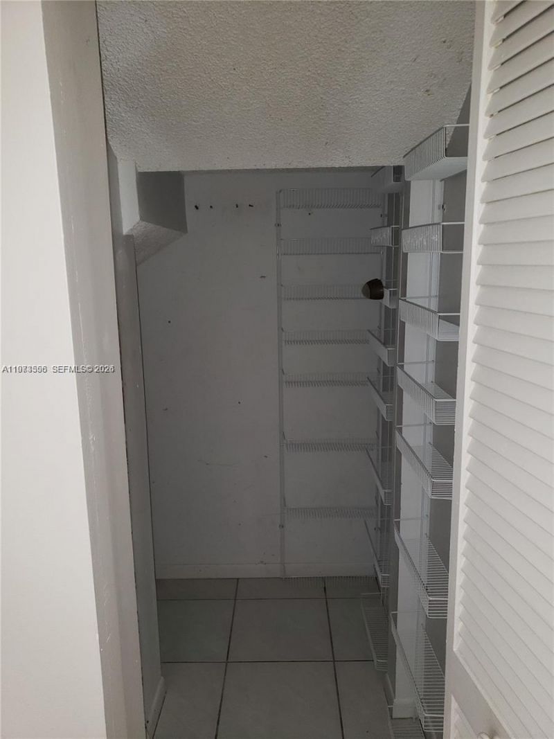 313 Waterside Dr , Unit 313, Hypoluxo, FL 33462 Photo