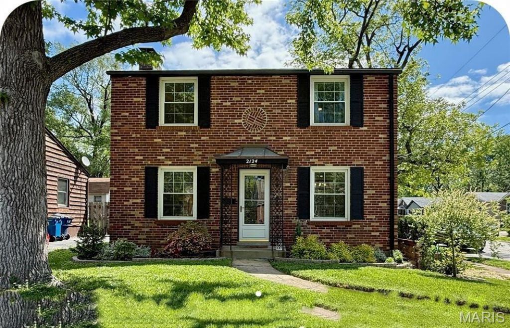 2124 Bredell Avenue, Maplewood, MO 63143 Main Photo