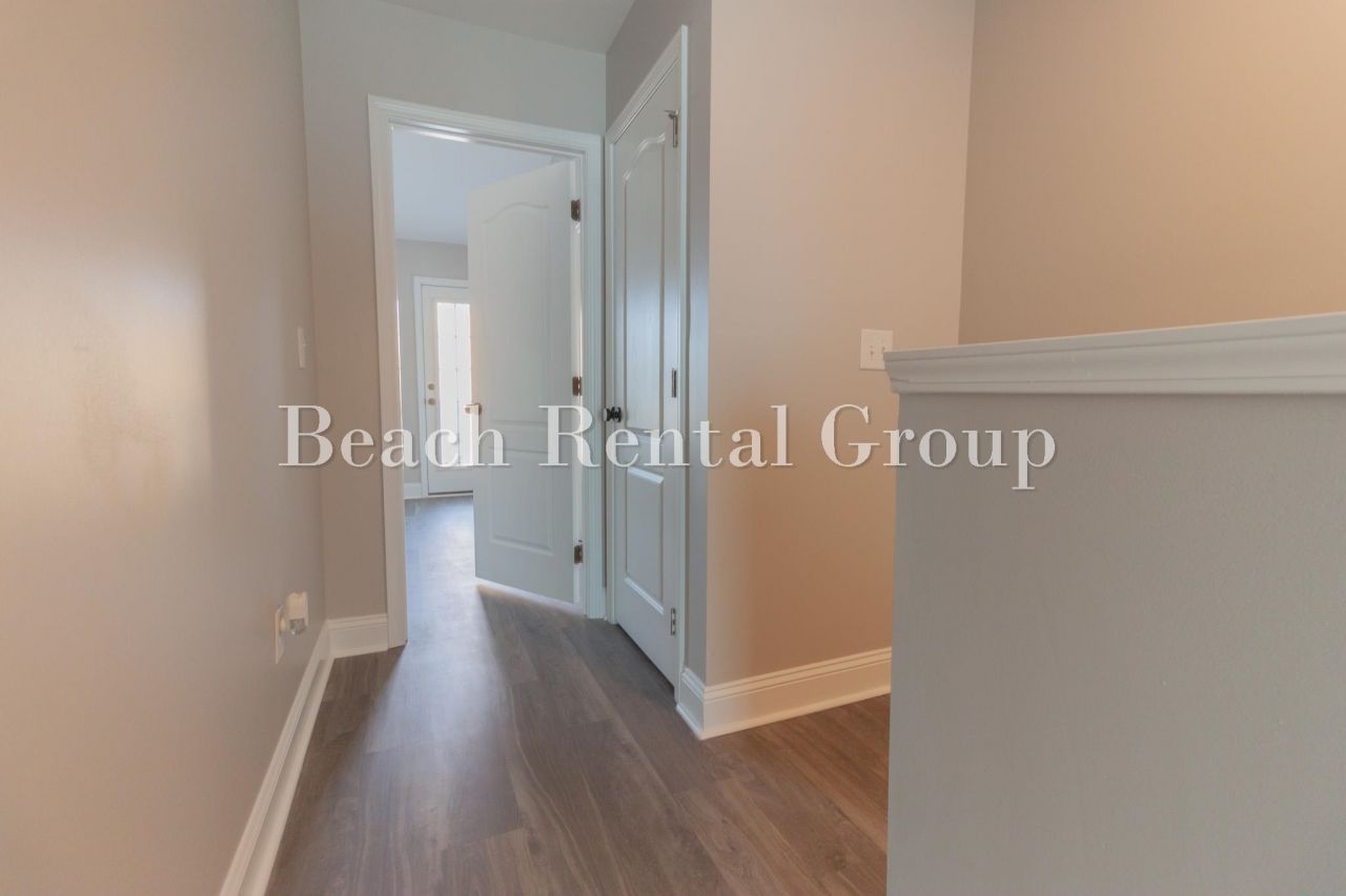 773 Moen Pl.  Photo 10