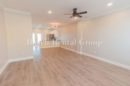 773 Moen Pl.  photo 4