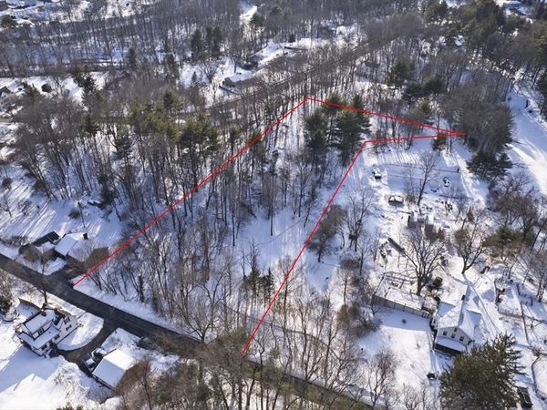 70 Summer Street, Palmer, MA 01079