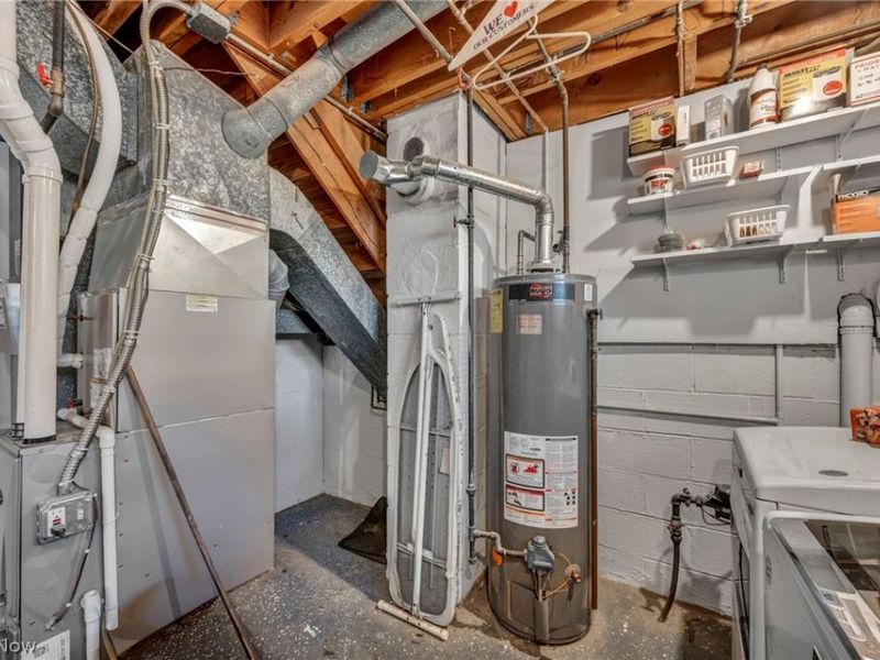 24207 Lebern Drive, North Olmsted, OH 44070 Photo 33