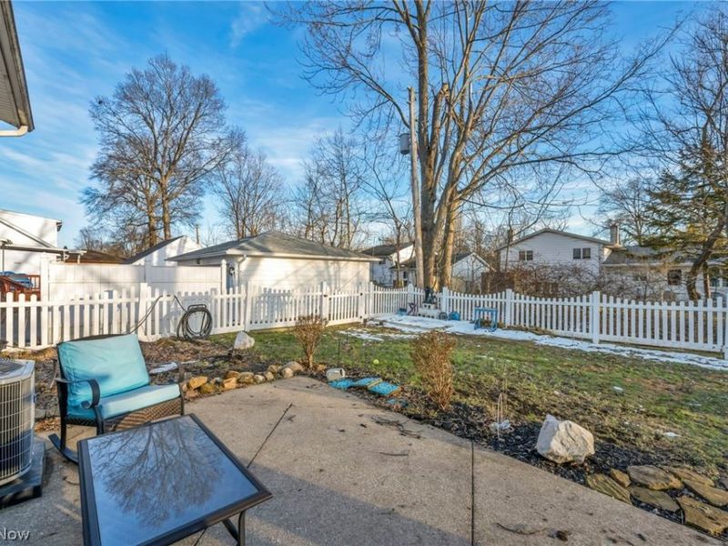 24207 Lebern Drive, North Olmsted, OH 44070 Photo 42