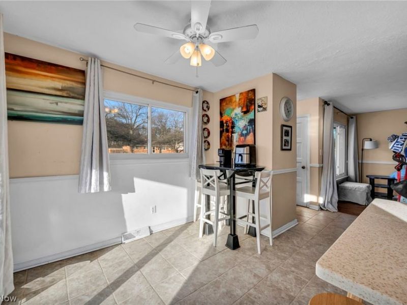 24207 Lebern Drive, North Olmsted, OH 44070 Photo 9