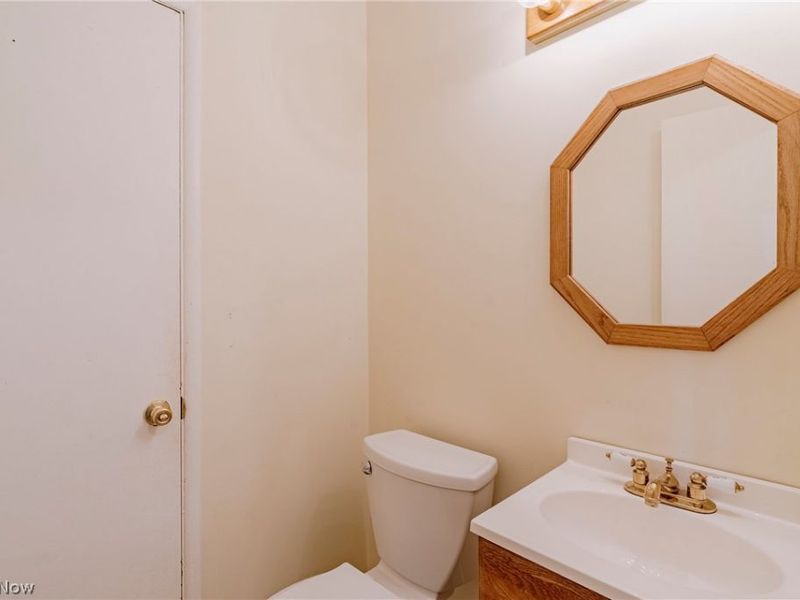 6250 Oxford Court, Bedford Heights, OH 44146 Photo 20