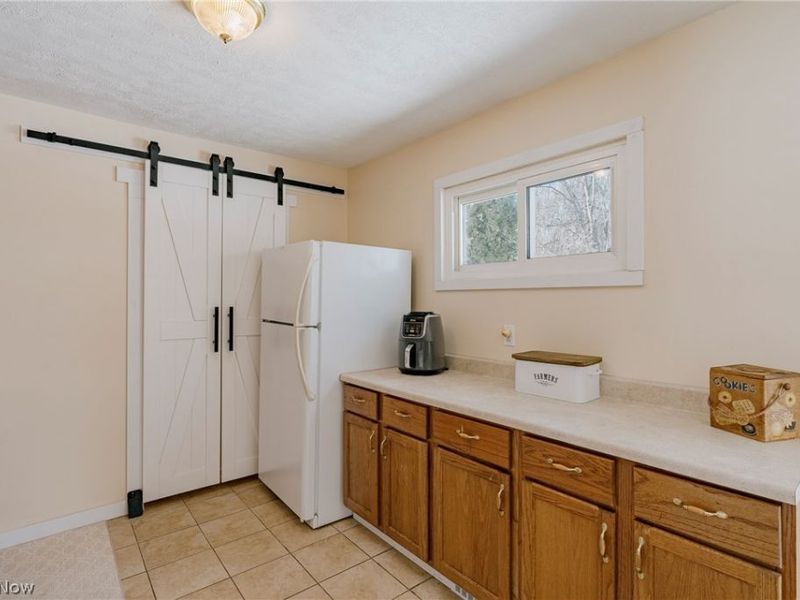 6250 Oxford Court, Bedford Heights, OH 44146 Photo 9