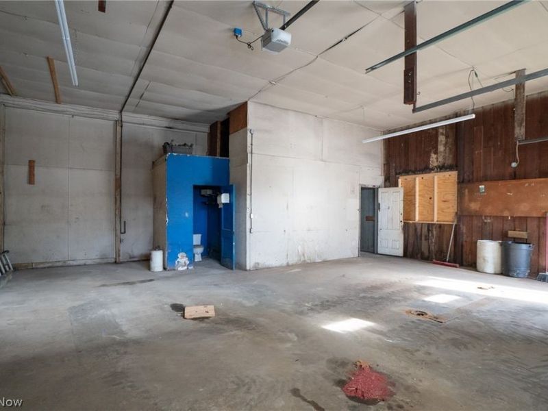 000 Mennonite, Aurora, OH 44202 Photo 5