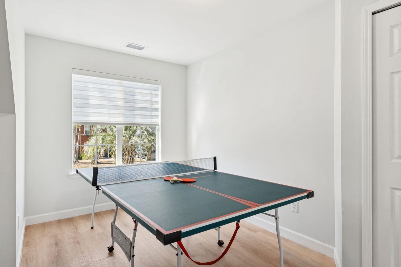 2730 Seastrand Lane Photo 21