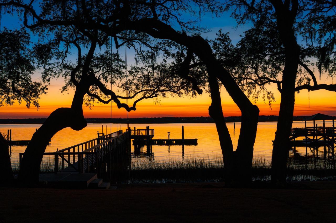 111 Riverland Drive Photo 1