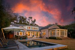 111 Riverland Drive photo 4