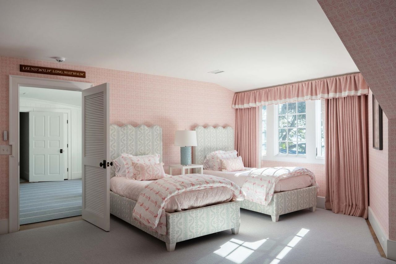 111 Riverland Drive Photo 55