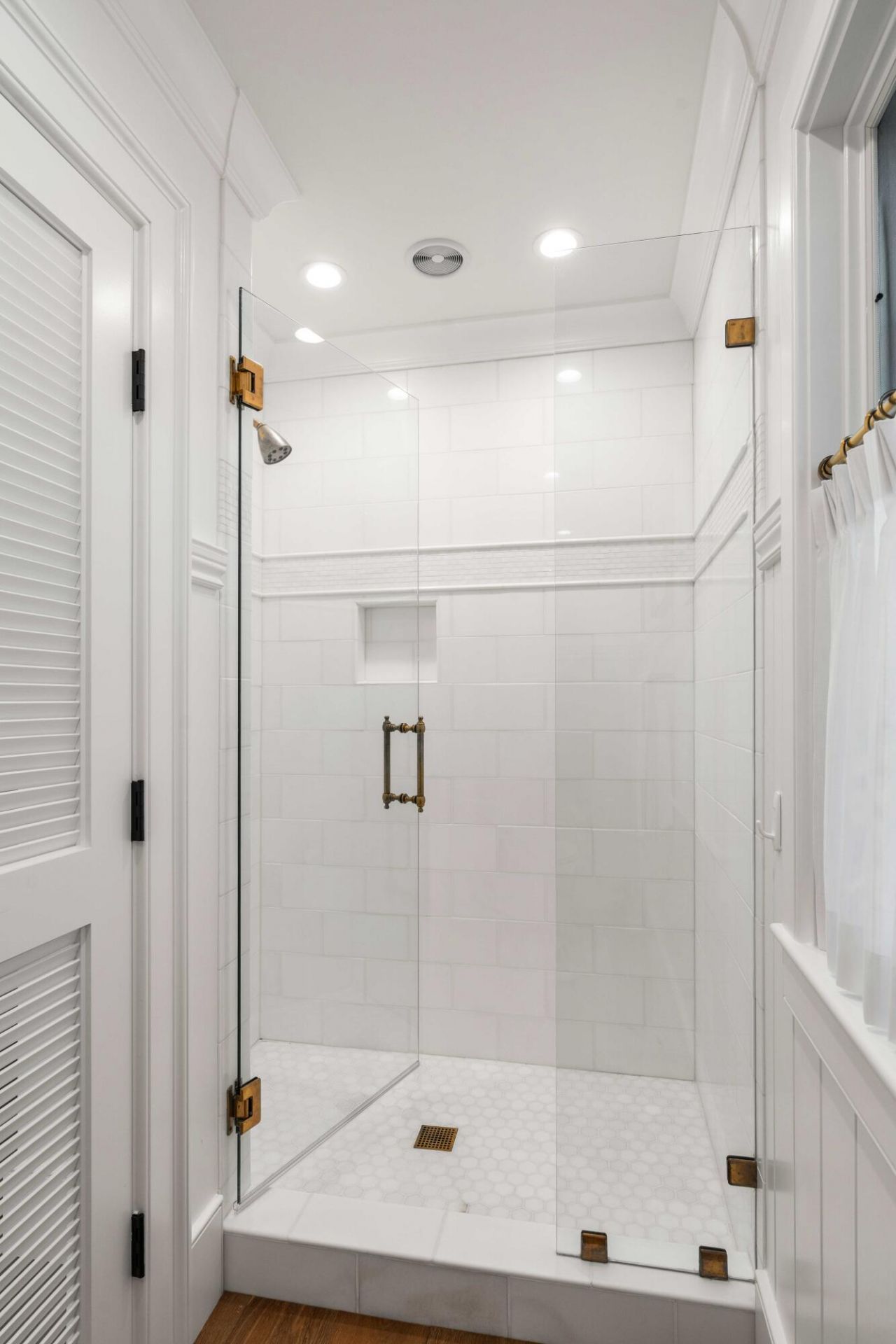 111 Riverland Drive Photo 57