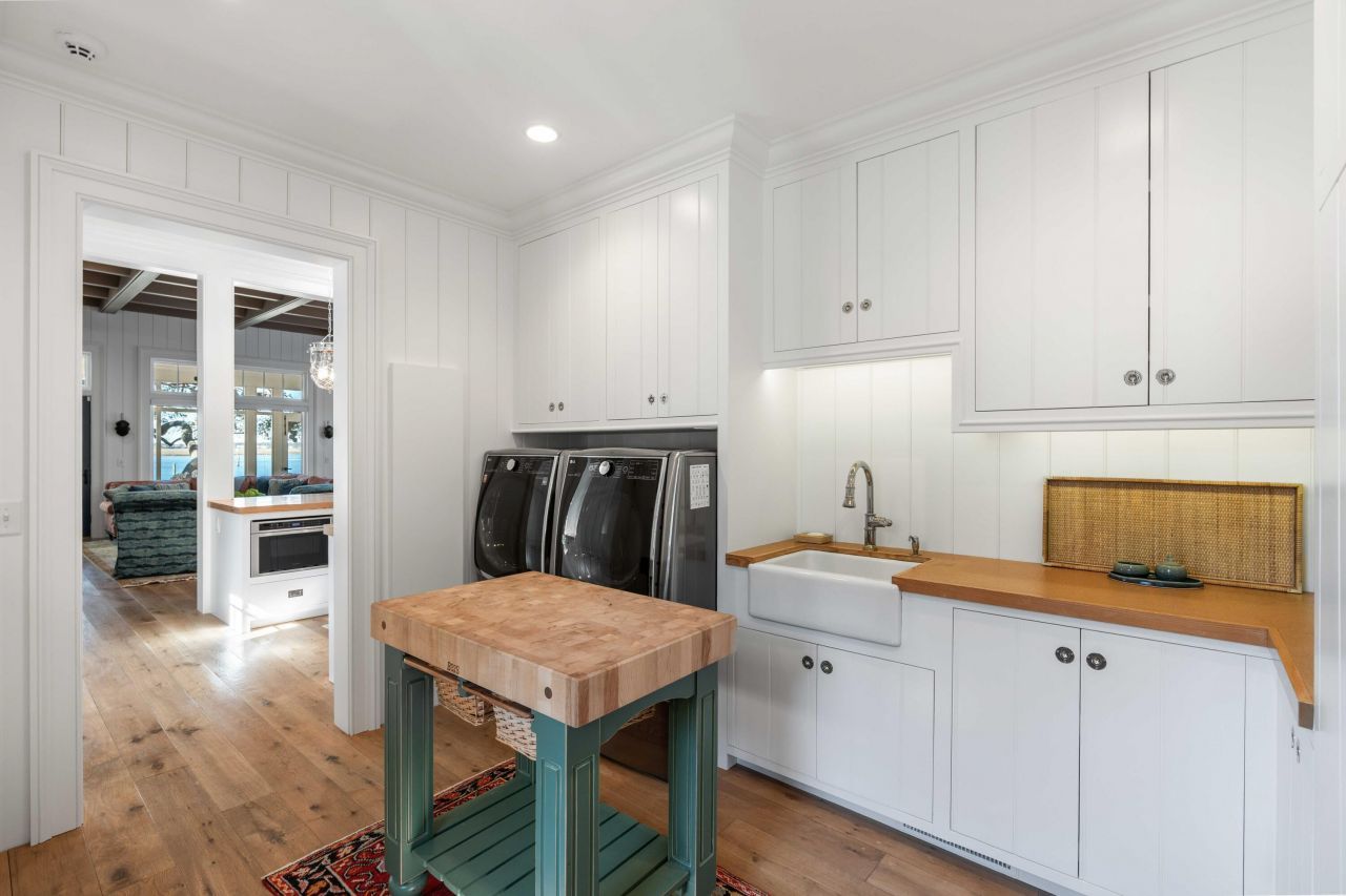 111 Riverland Drive Photo 65