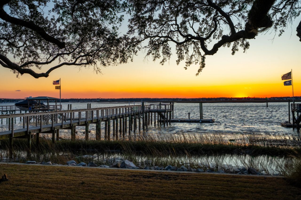 111 Riverland Drive Photo 89