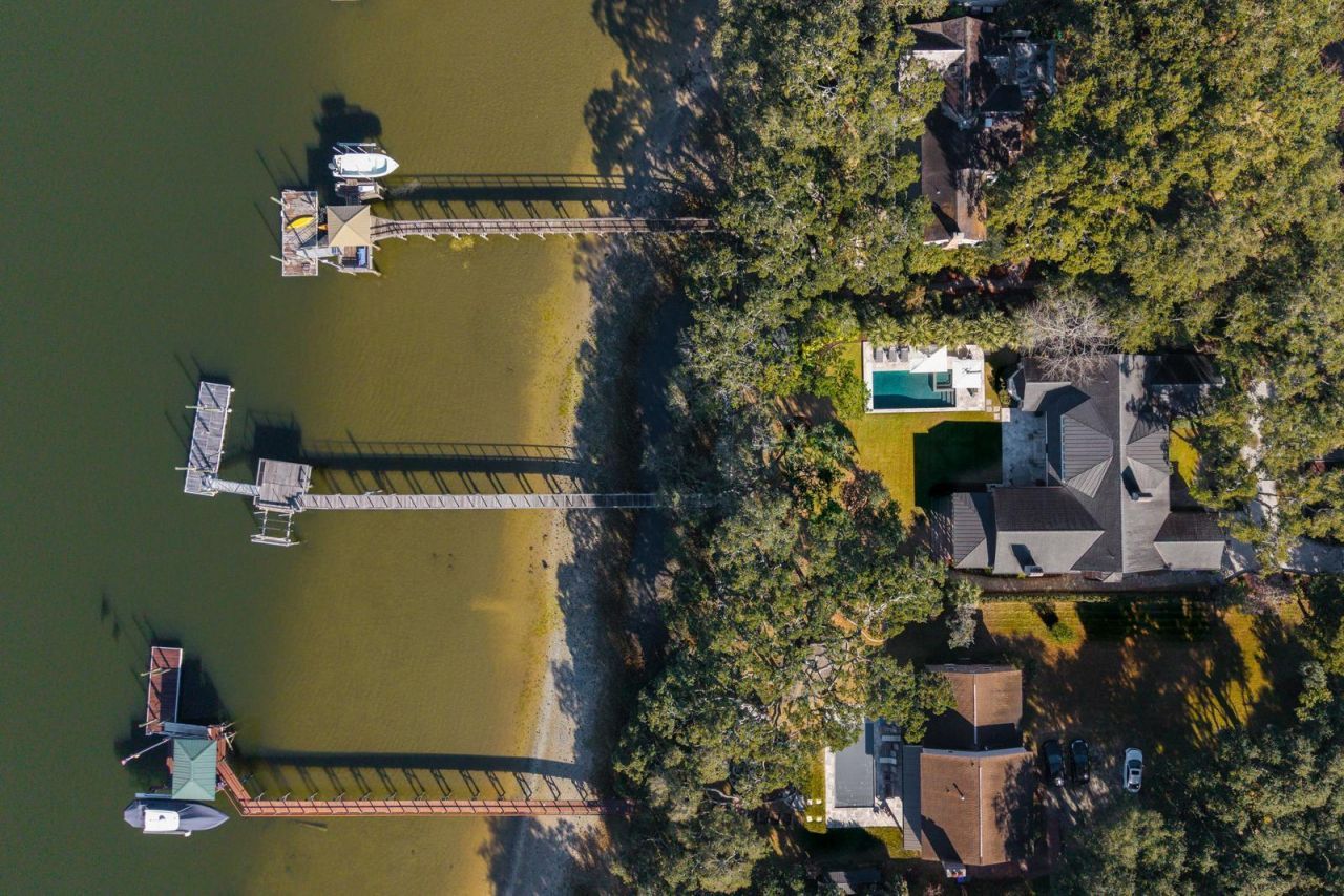 111 Riverland Drive Photo 90