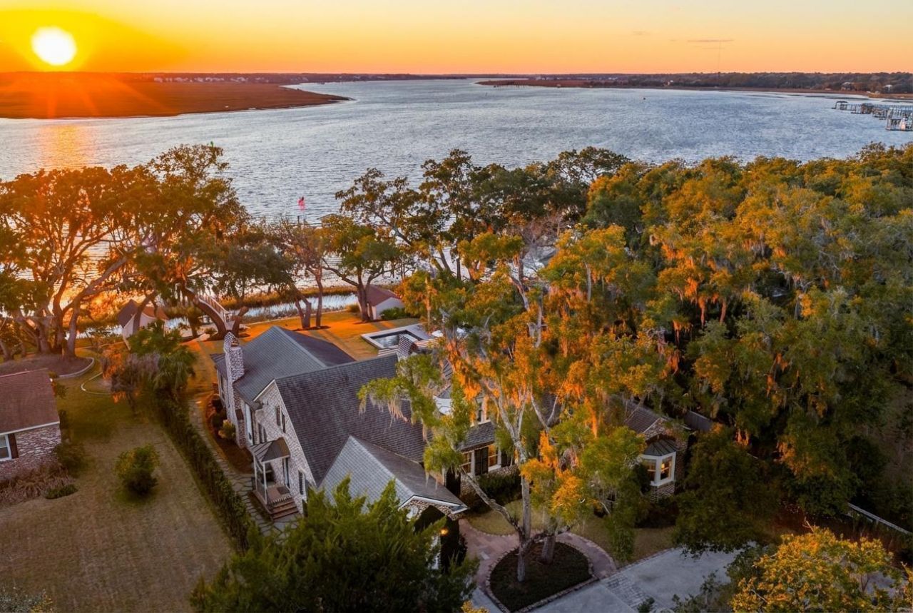 111 Riverland Drive Photo 95