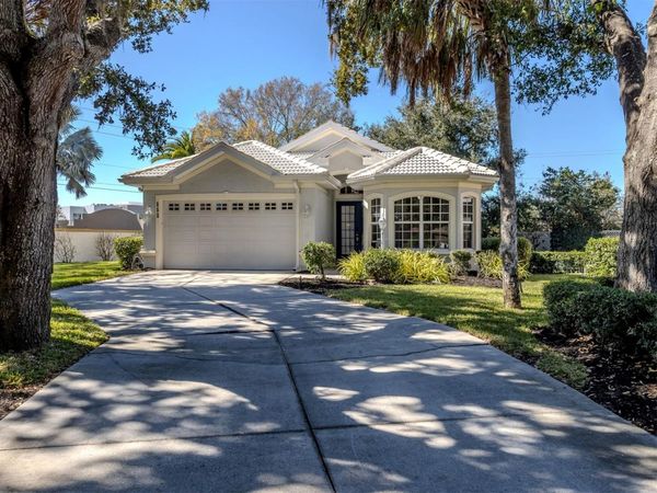 111 WAYFOREST DRIVE , VENICE, FL 34292