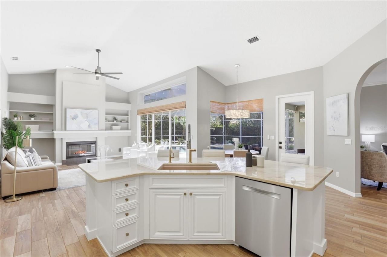 2111 Pinnacle Circle N, Palm Harbor, FL 34684 Photo