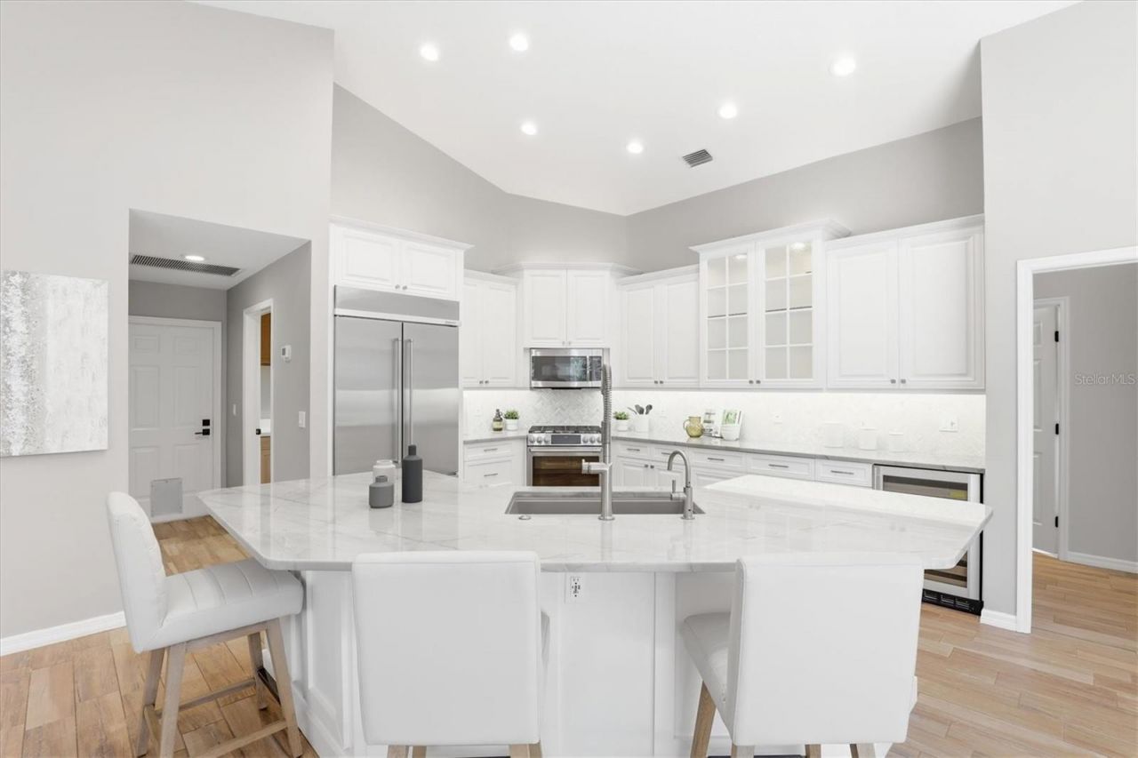 2111 Pinnacle Circle N, Palm Harbor, FL 34684 Photo