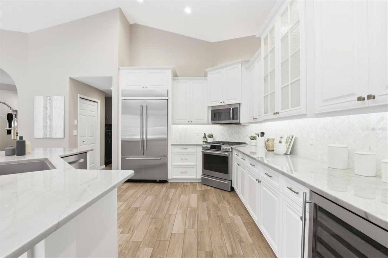 2111 Pinnacle Circle N, Palm Harbor, FL 34684 Photo