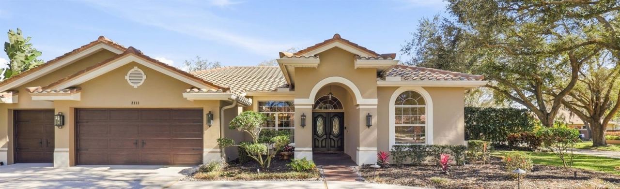 2111 Pinnacle Circle N, Palm Harbor, FL 34684 Photo