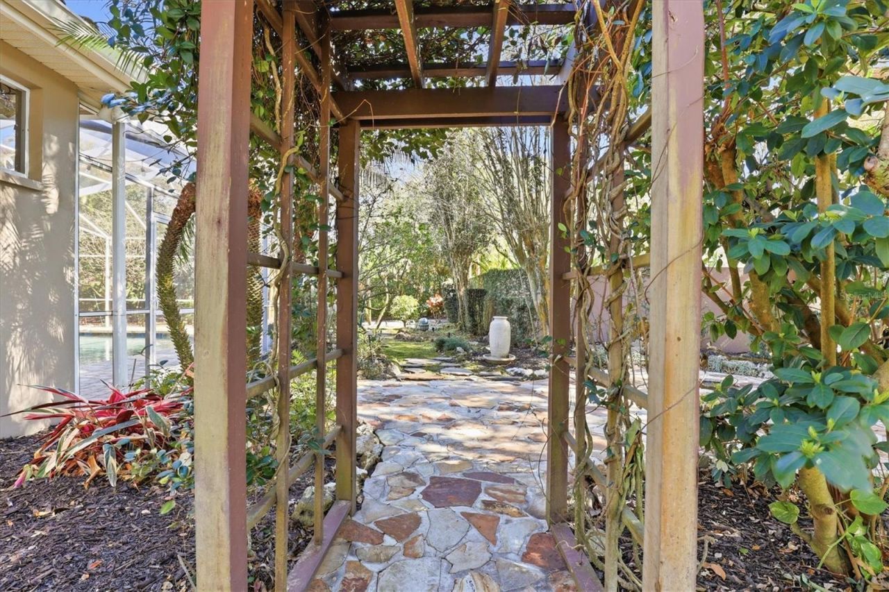 2111 Pinnacle Circle N, Palm Harbor, FL 34684 Photo