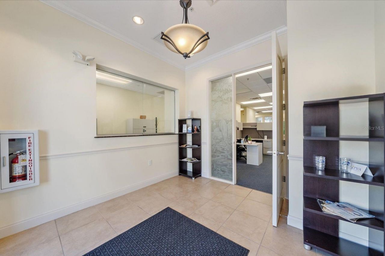 5605 Marquesas Circle, Unit 12C, Sarasota, FL 34233 Photo