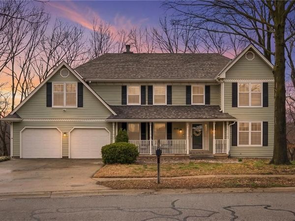 506 Kings Ridge, Liberty, MO 64068