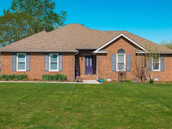 2403 English Hill Dr , Murfreesboro, TN 37130