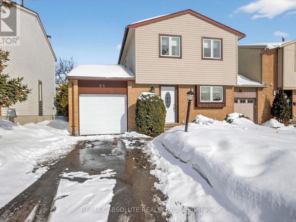 24 Whelan Drive, Ottawa, ON K2J2J9