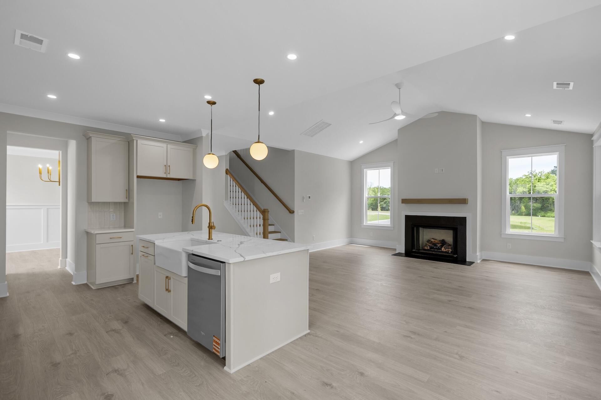5099 Hut Creek Road Photo 14