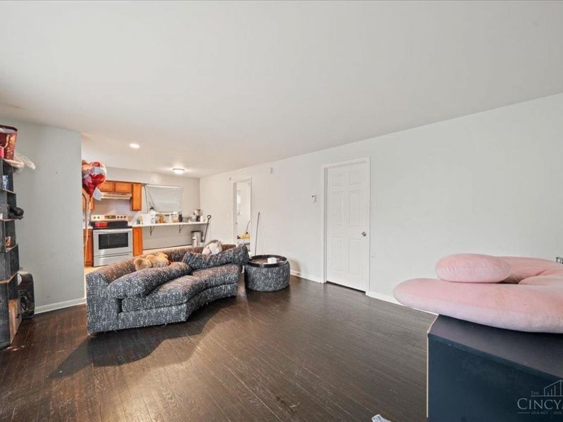 2465 E Galbraith Road, Cincinnati, OH 45237 Photo 4