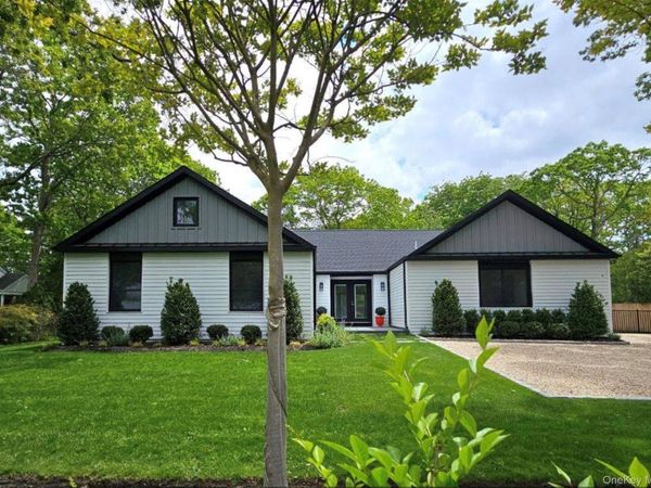 10 Hampton Street , Westhampton Beach, NY 11978