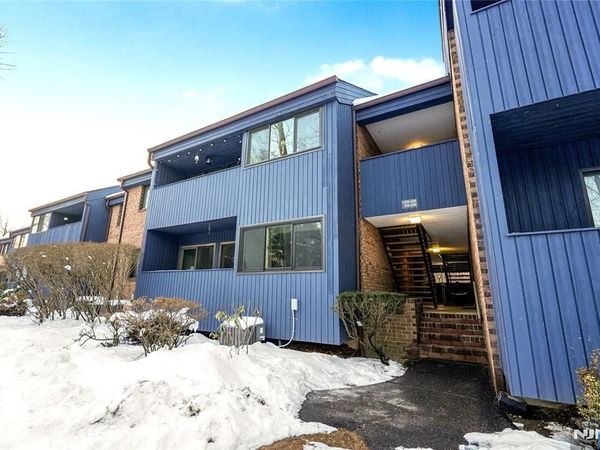 2213 Hilltop Road, MAHWAH, NJ 07430