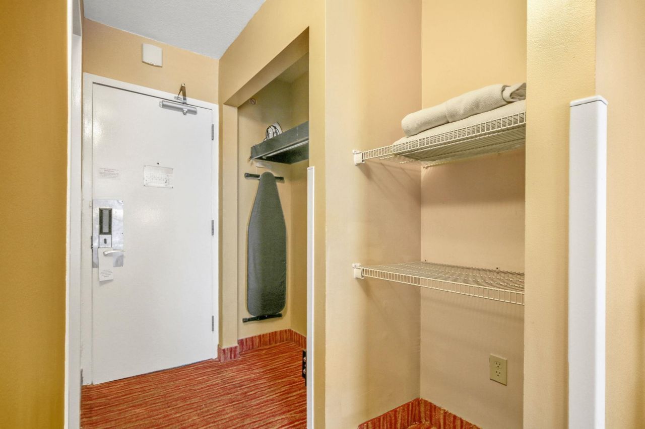 1501 S Ocean Blvd.  Photo 12