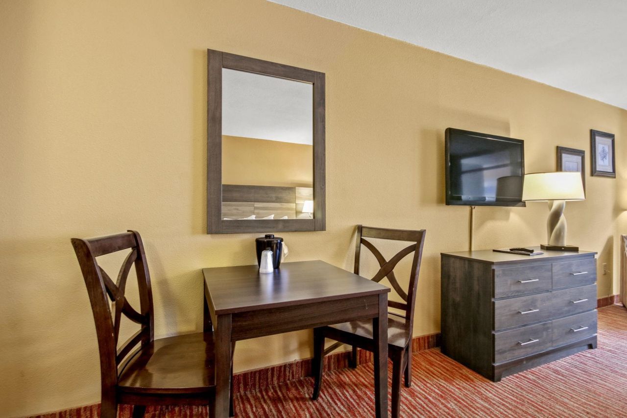 1501 S Ocean Blvd.  Photo 6