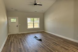 415 St. John Rd. photo 4