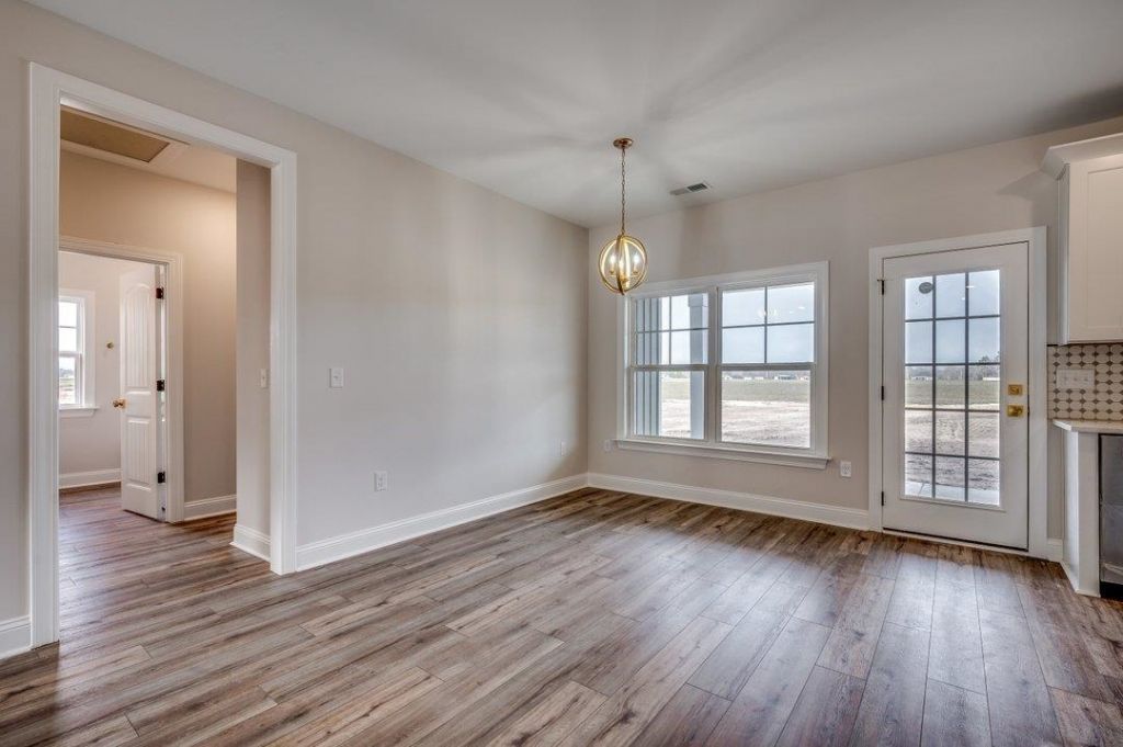 415 St. John Rd.  Photo 7