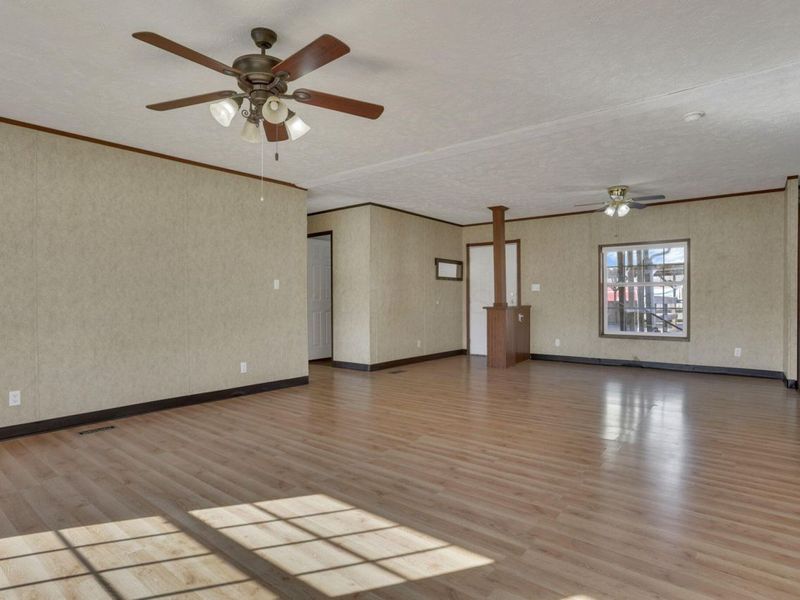 14753 State Route 37 E, Crooksville, OH 43731 Photo 10